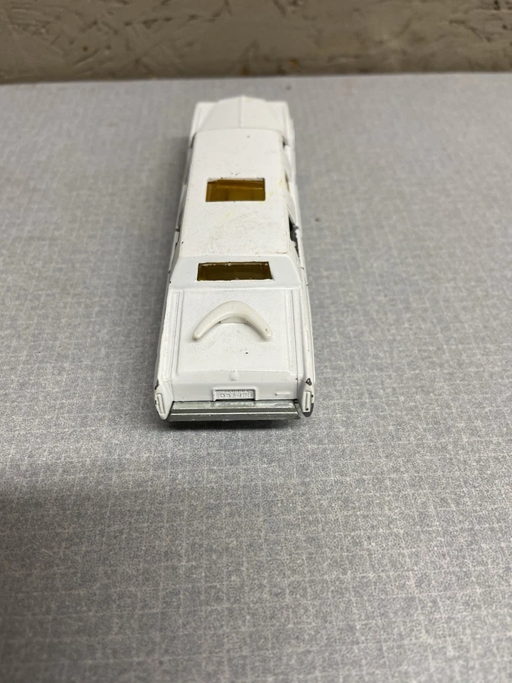 Majorette Cadillac Limousine ECH Majorette 1:58 Diecast Car No. 339 White - Image 4 of 4