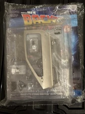 EAGLEMOSS  BUILD THE BACK TO THE FUTURE DELOREAN ISSUE 69