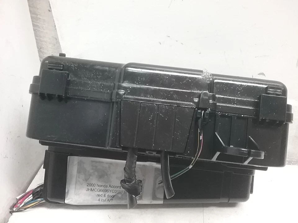 Módulo relax caja de fusibles Honda Accord 1998-2002 (2,3 L automático 4 puertas) Foto 4 de 4