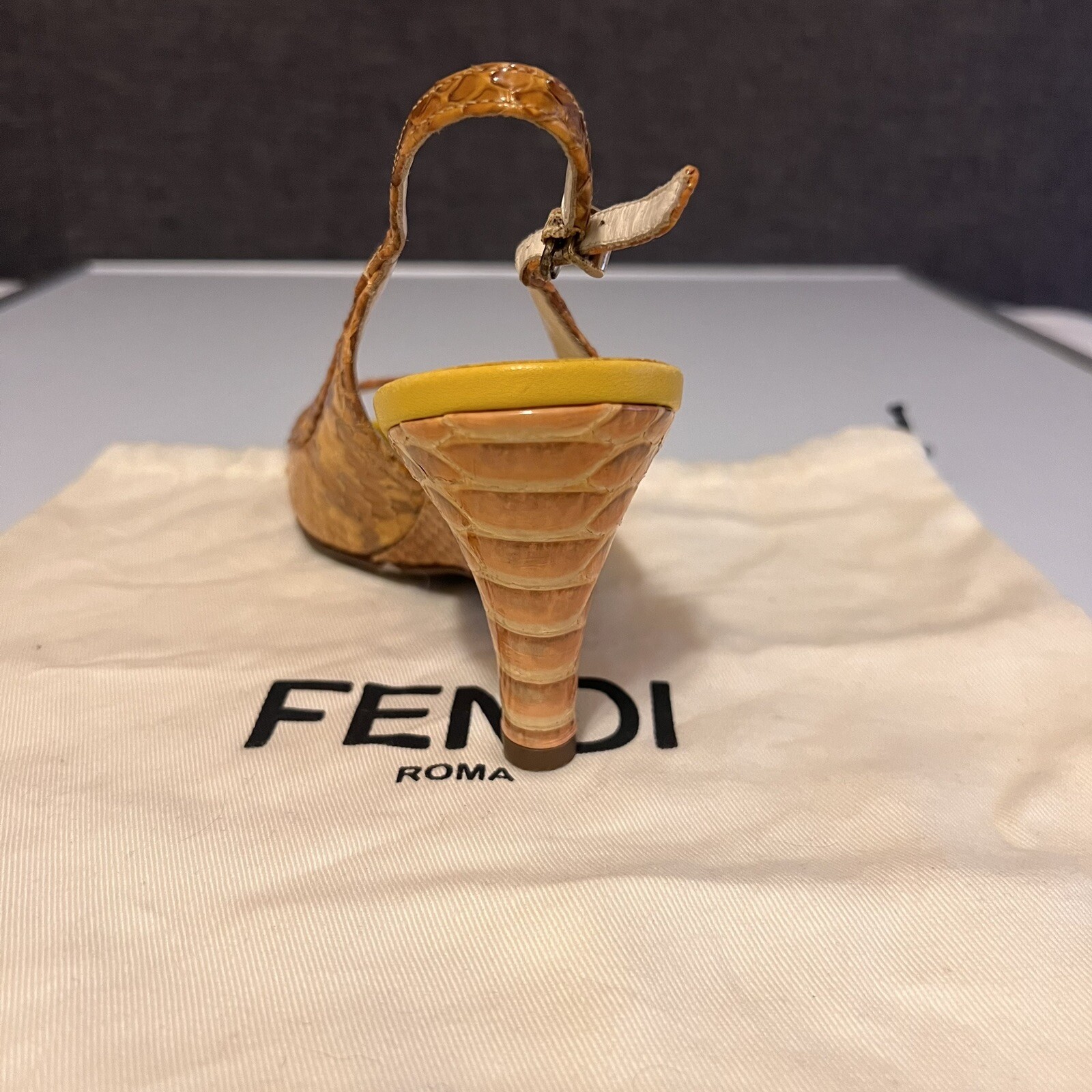 FENDI YELLOW PYTHON LEATHER PLATFORM HEELS SIZE 37 - image 16