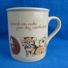 Hallmark Mug Mates Cute Baby Animal Friend Smile Coffee Cup VTG 1983 Japan