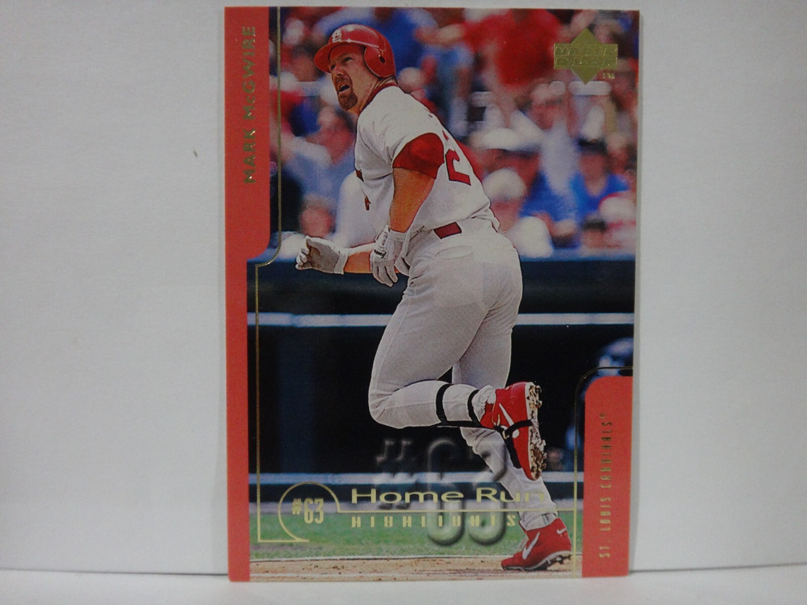 MARK McGWIRE - 1999 Upper Deck Challengers for 70 - "Home Run Highlights" - #63
