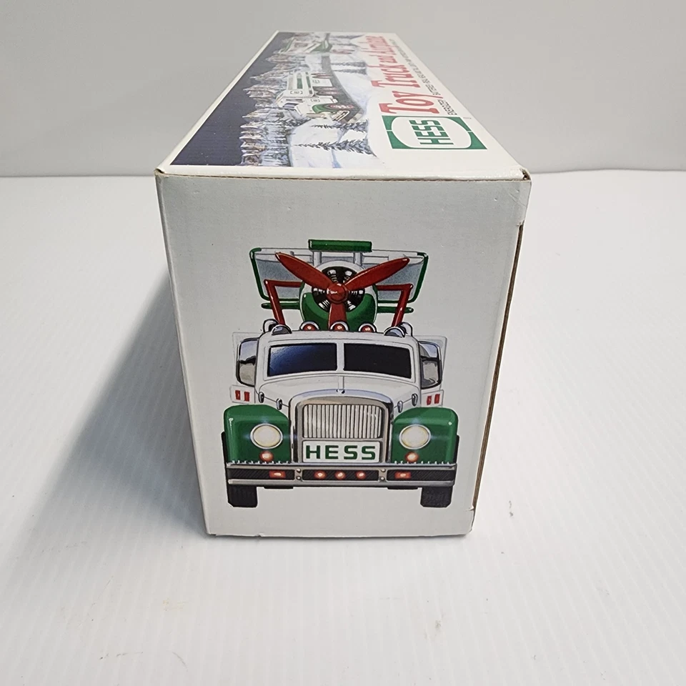 Camión de juguete y avión Hess 2002 con luces delanteras y traseras reales nuevo en caja Foto 4 de 4