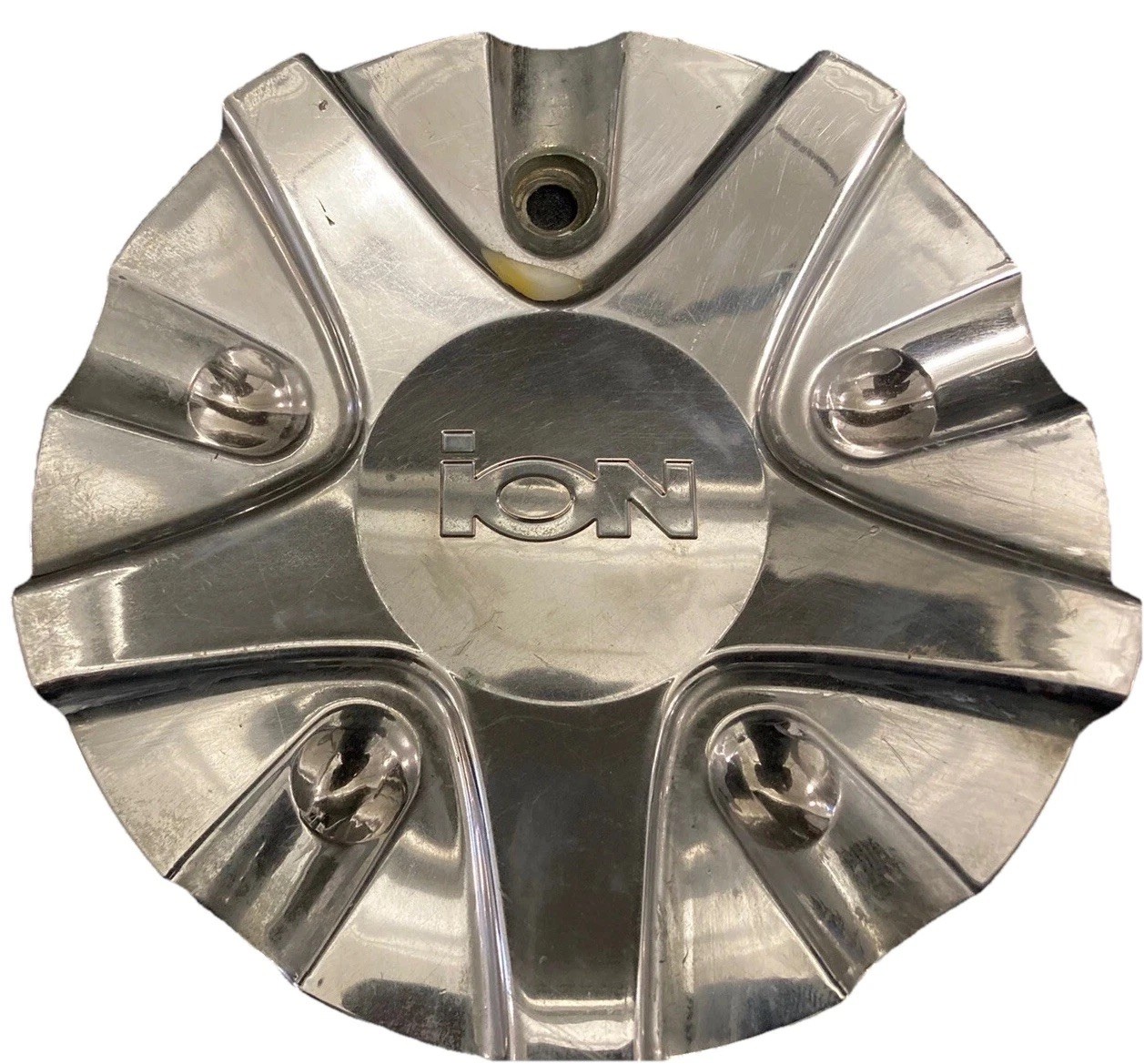 ** Ion  Chrome Wheel Rim Center Cap C10117-CAP No Screw