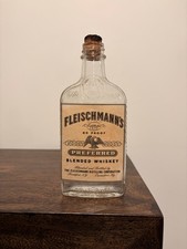 Vintage Side Embossed Fleischmanns Whiskey Fl...