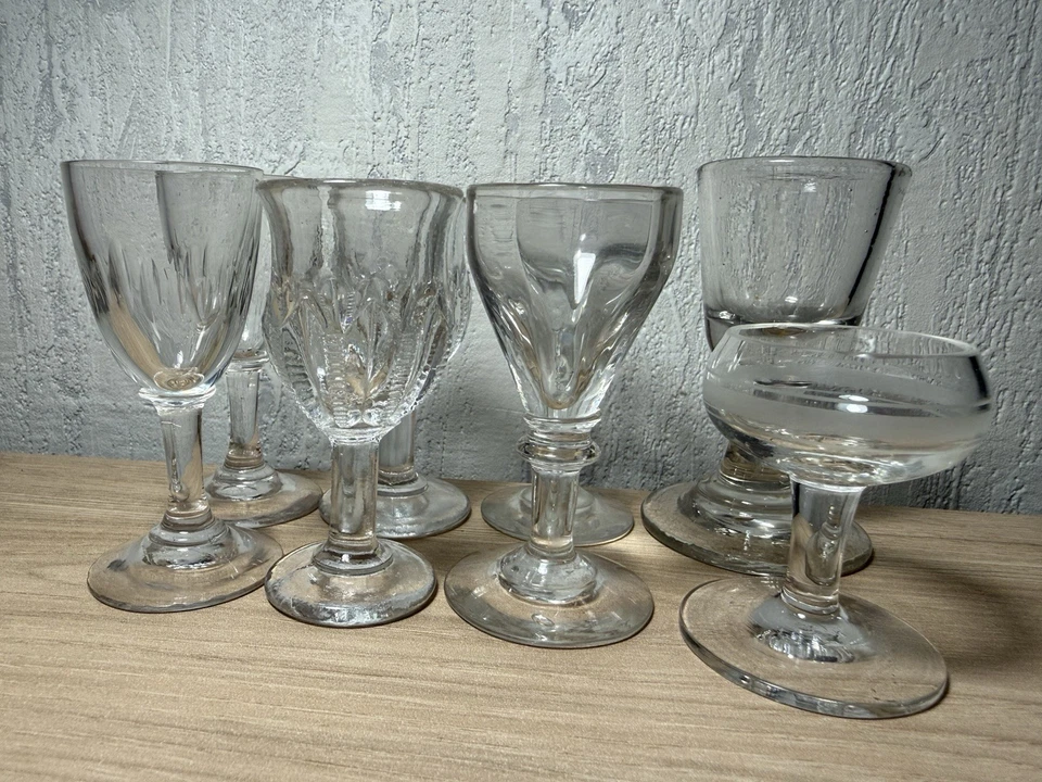 Verre A Liqueur En Verre Soufflé De 19 Siècle France - Photo 2/4