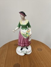 Spode Bone China Chelsea Figure No.6 - Flower Seller