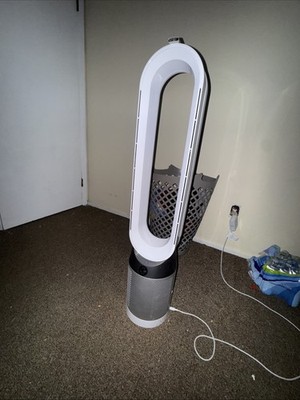 Dyson  with Controler Used It for 2 Months Only No Box