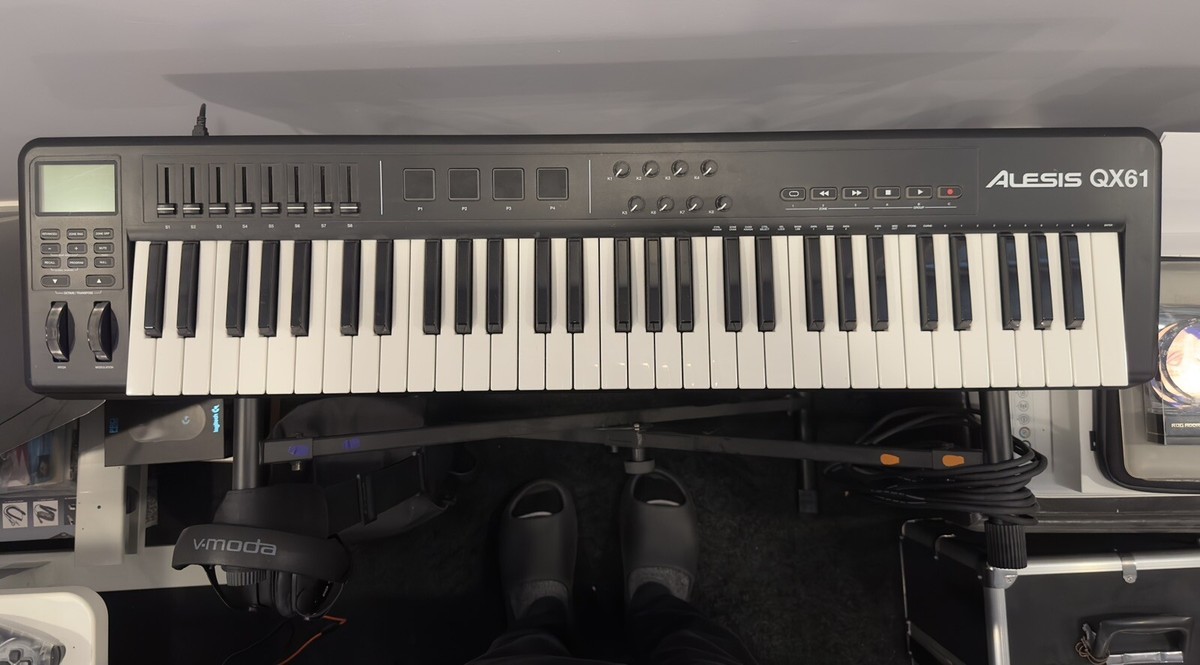 Alesis QX61 61-Key Advanced USB/MIDI Keyboard Controller | eBay