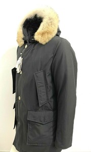 giubbotti simili a woolrich