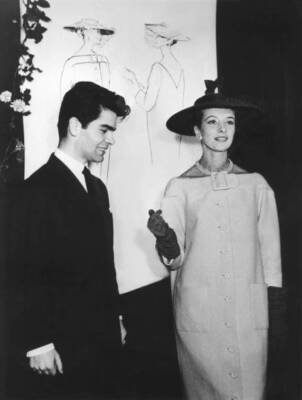 Design student from Hamburg Karl Lagerfeld only sixteen years old - 1953 Photo