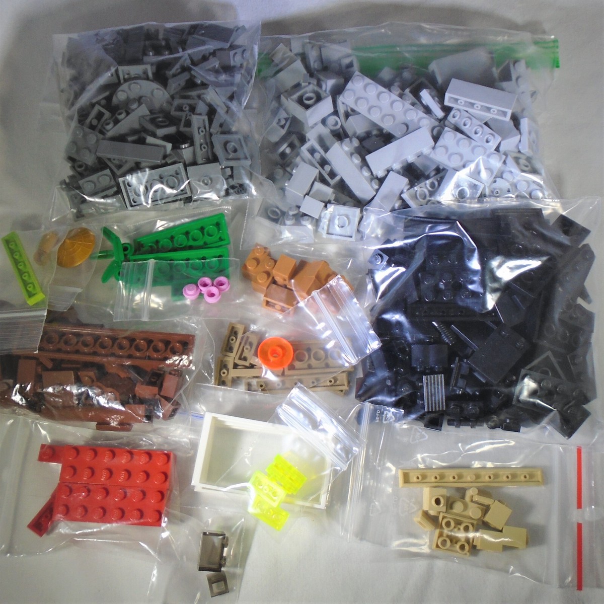 Some parts for the 2017 LEGO NINJAGO CITY set 70620 | eBay