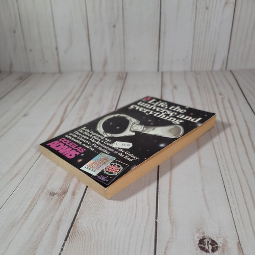 Life, The Universe And Everything by Douglas Adams 1982 PB - Picture 3 of 6