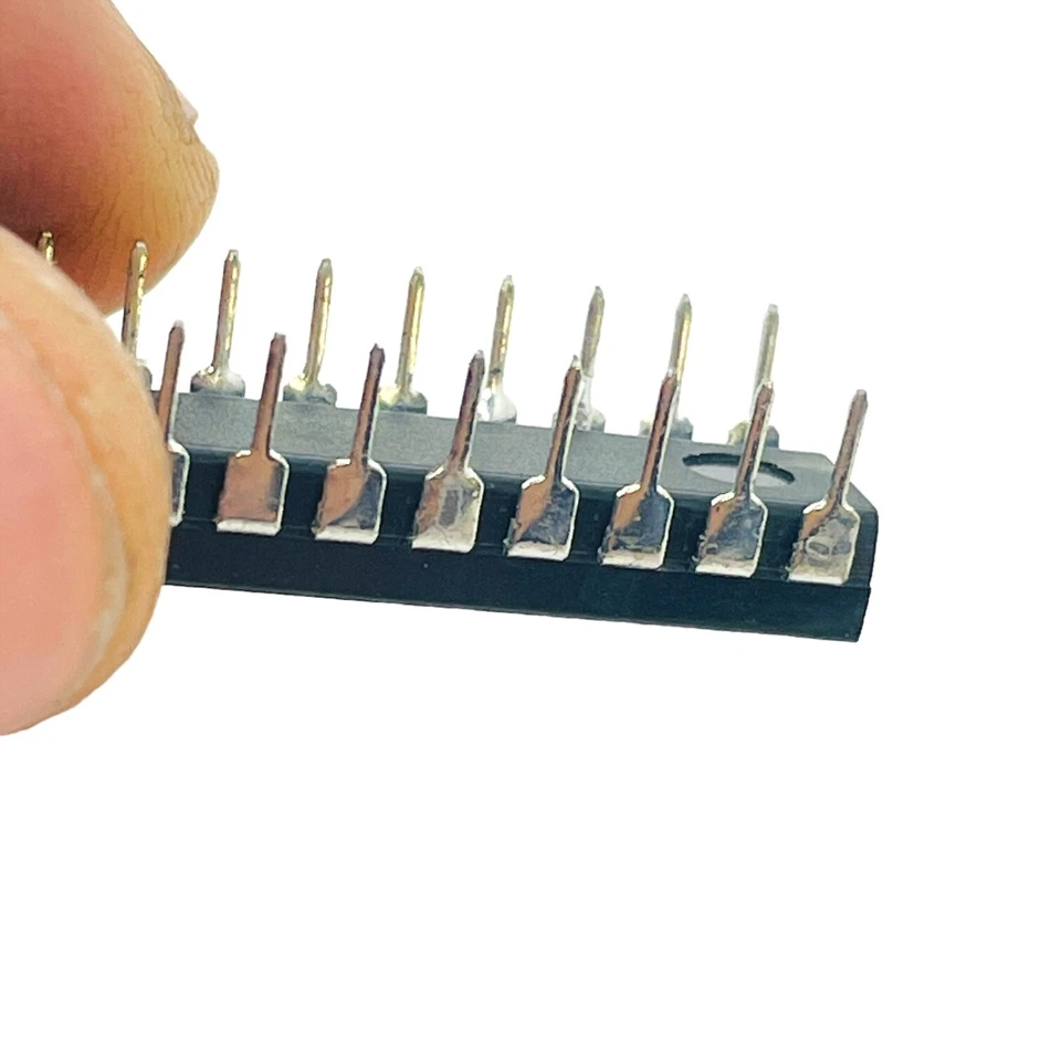 15 pcs RCA CD74HC241E ICs Buffer, Non-Inverting 2 Element 4 Bit 3-State 20-PDIP - Image 4 of 4