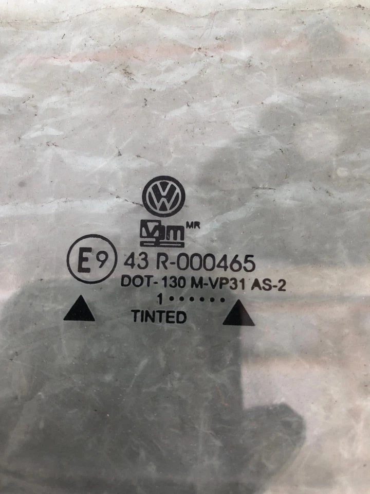 Volkswagen Jetta 2002 excepto GLI sedán puerta trasera ventana de vidrio conductor derecho derecho Foto 2 de 4