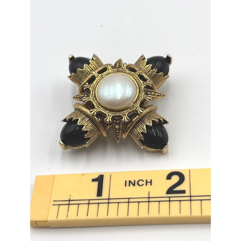 Vintage Gold Tone Maltese Cross Brooch Faux Pearl and Black Cabochons - Image 2 of 4