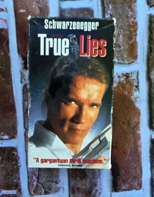 True Lies VHS 1994 Arnold Schwarzenegger Jamie Lee Curtis Tested Vintage Action