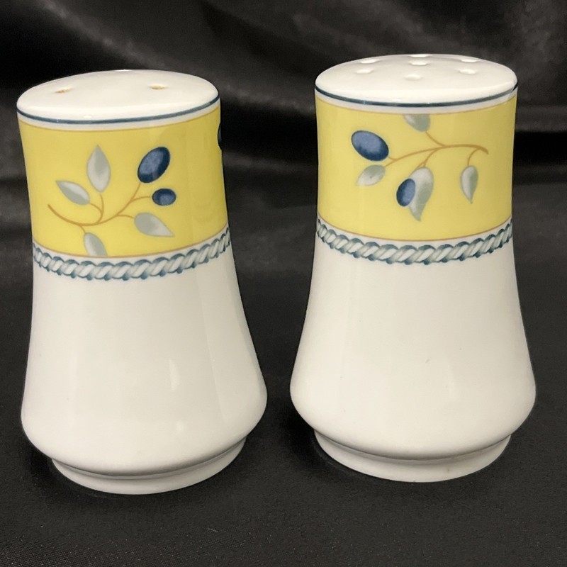 Royal Doulton Blueberry Blue Trim Berry Yellow Border Salt & Pepper Shakers