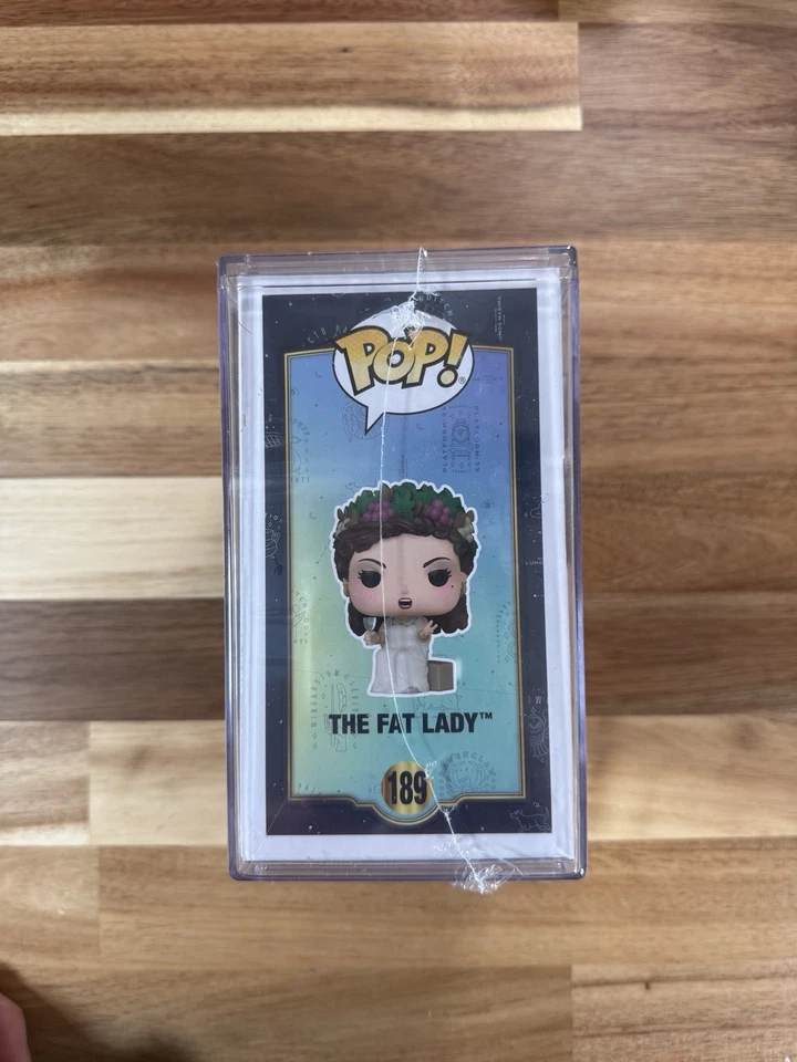 Funko Pop Harry Potter The Fat Lady #189 Royalty LE 3500 PCS Protector In Hand - Image 4 of 4