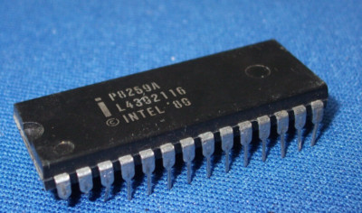 P8259A Intel Priority Interrupt Controller Vintage 28-PIN DIP Rare! LAST ONE