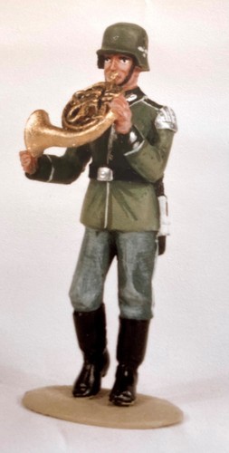 Tradition 54mm French Horn German Army Bandsman Metal unpainted Kit T54264 - Picture 9 of 10