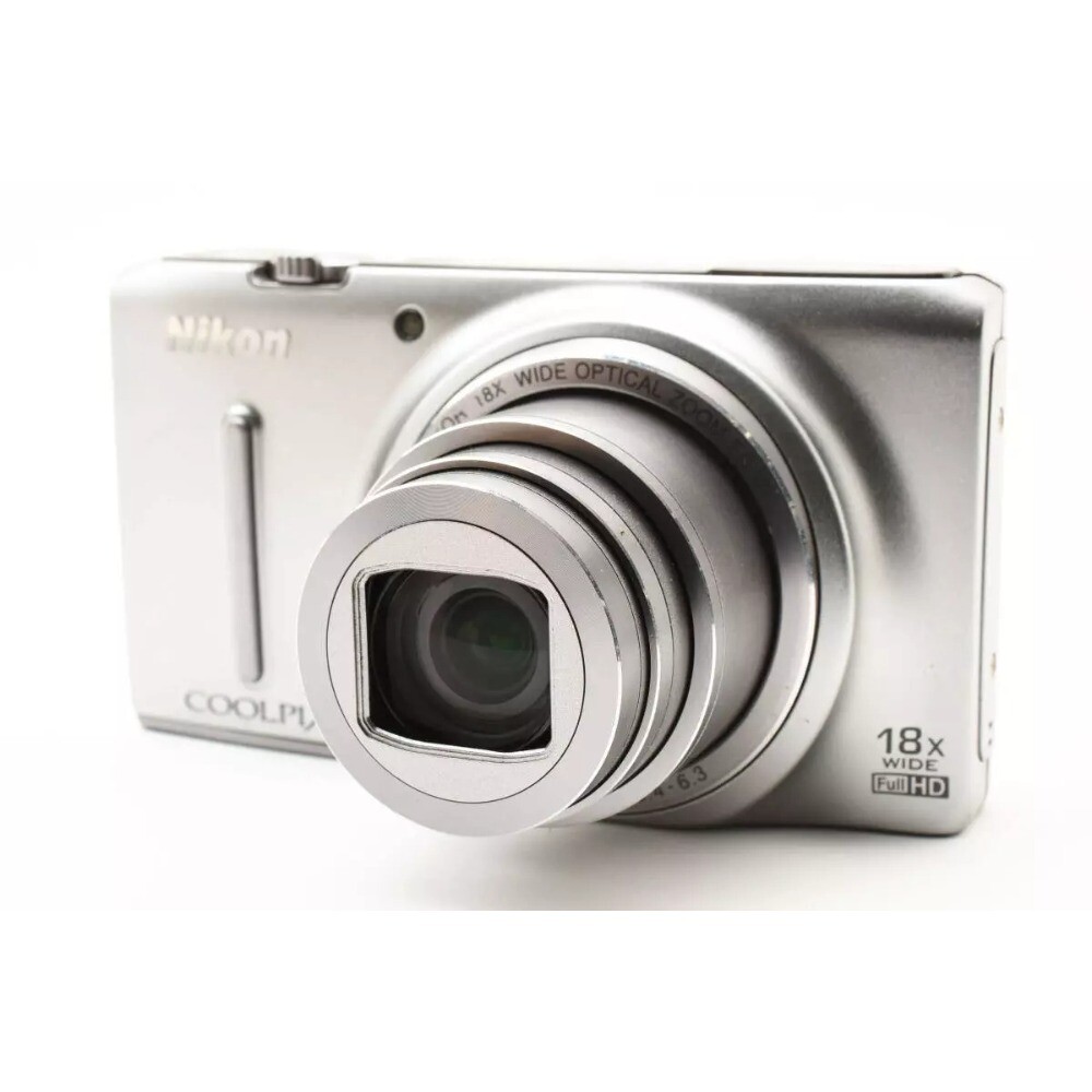 Nikon COOLPIX S9400 Digital Camera 18.1MP 18x Optical Zoom w