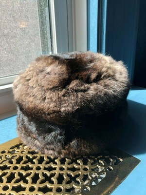 fendi fur cap