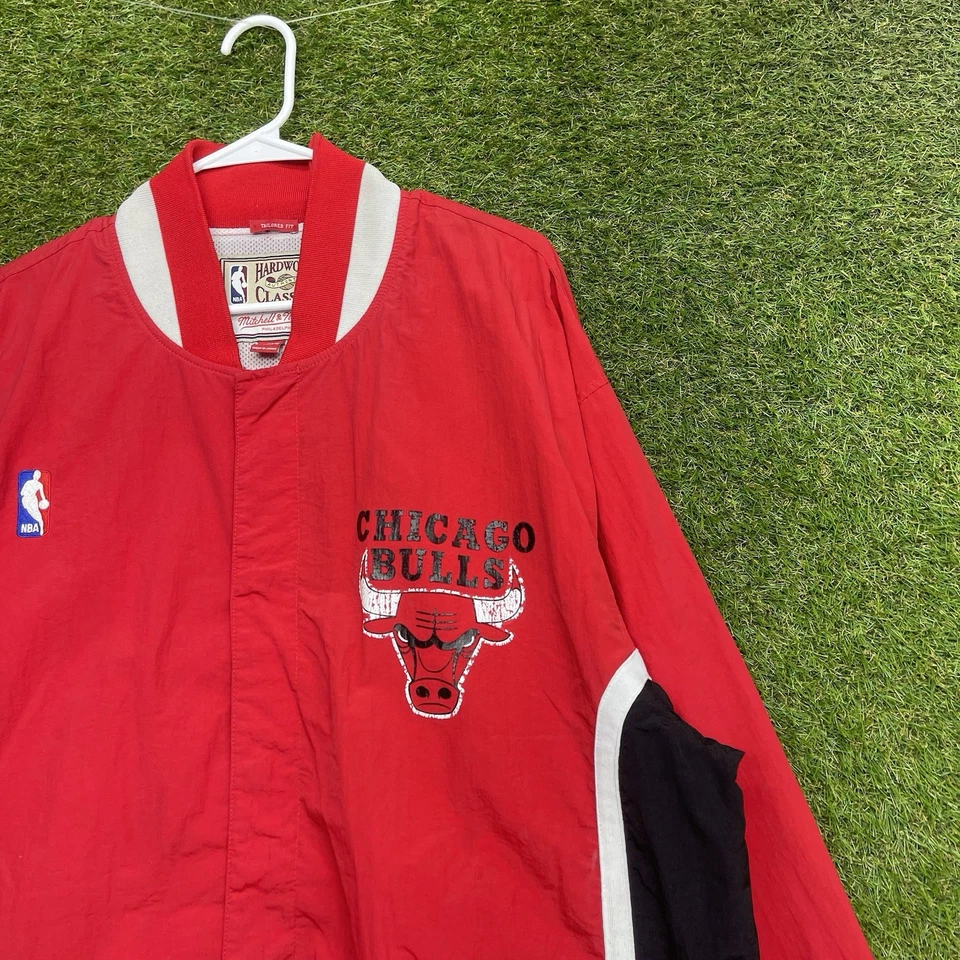 Chicago Bulls Track Jacket Mens 3XL Warm Up Mitchell & Ness Full Zip Basketball - Image 4 of 4