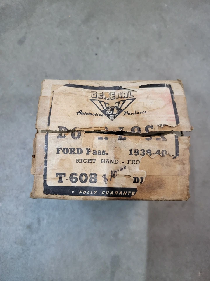 Pestillo de puerta derecho Ford Car 1938-1940 NORS T-608 General Automotive Products Foto 2 de 4