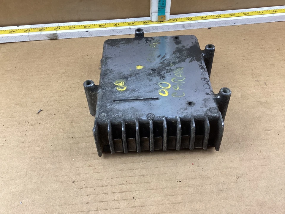 Módulo de unidad de control de transmisión Dodge Caravan 2000-2001 P04686952AF OEM Foto 3 de 4