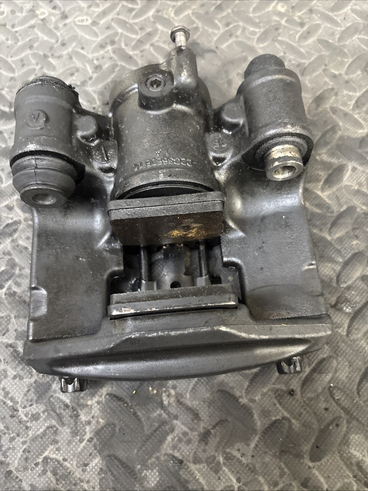 McLaren 570S Rear Left Brake caliper P/N 13CA006CP