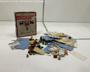 Vintage Parker Brothers Monopoly (OPENED-MAY NOT BE COMPLETE-BOX DAMAGED)