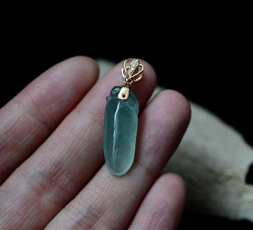 Fine Natural Type A Icy Jadeite Jade Melon Pendant 18K