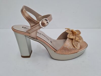 Damen Serena Damen Sandalen mit Absatz 8,5 cm, mit Blume und Strass, Tom - NUD (Nude