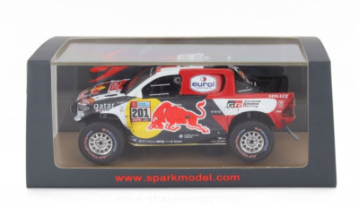 ミニカー DAKAR RALLY TOYOTA HILUX 2017 Toyota GR Rally Raid Dakar Red Bull 1:24 Replica Model Car