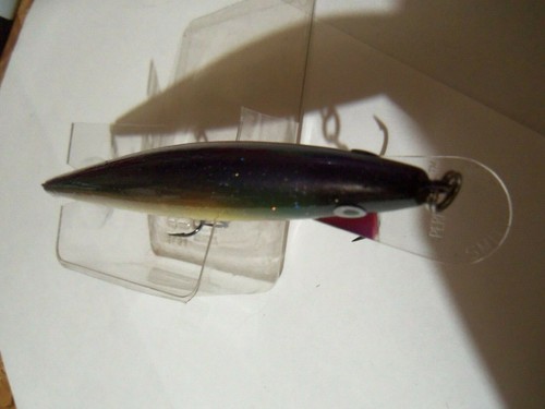1 Smithwick Suspending Perfect 10 Rogue Lure VIPER Custom Purple Back/RB NIP - Picture 7 of 7