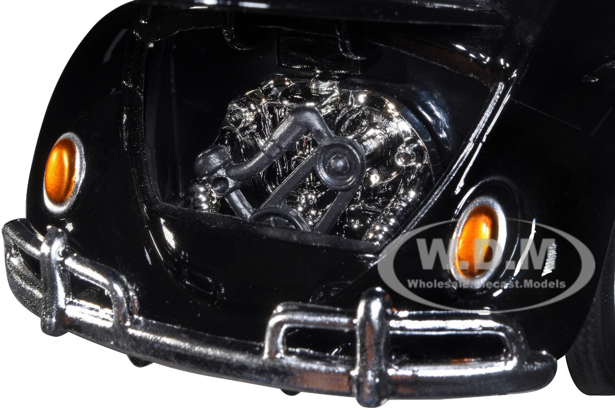 1966 VOLKSWAGEN BEETLE BLACK W/ SURFBOARDS 1/24 DIECAST MODEL CAR