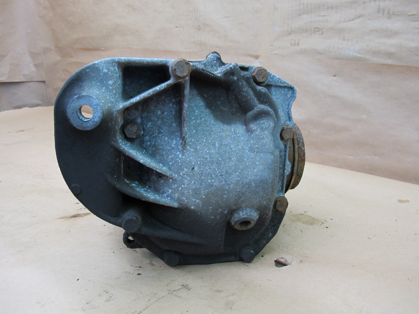 Rear Differential Carrier at 3.46 Ratio 33107571186 Fits 2007 BMW  