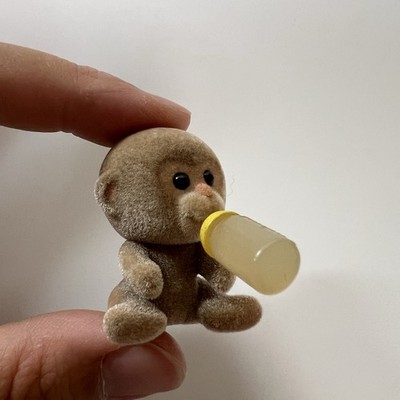 S090-5 Vintage Epoch Sylvanian Families Calico Critters Monkey Baby Sitting UK