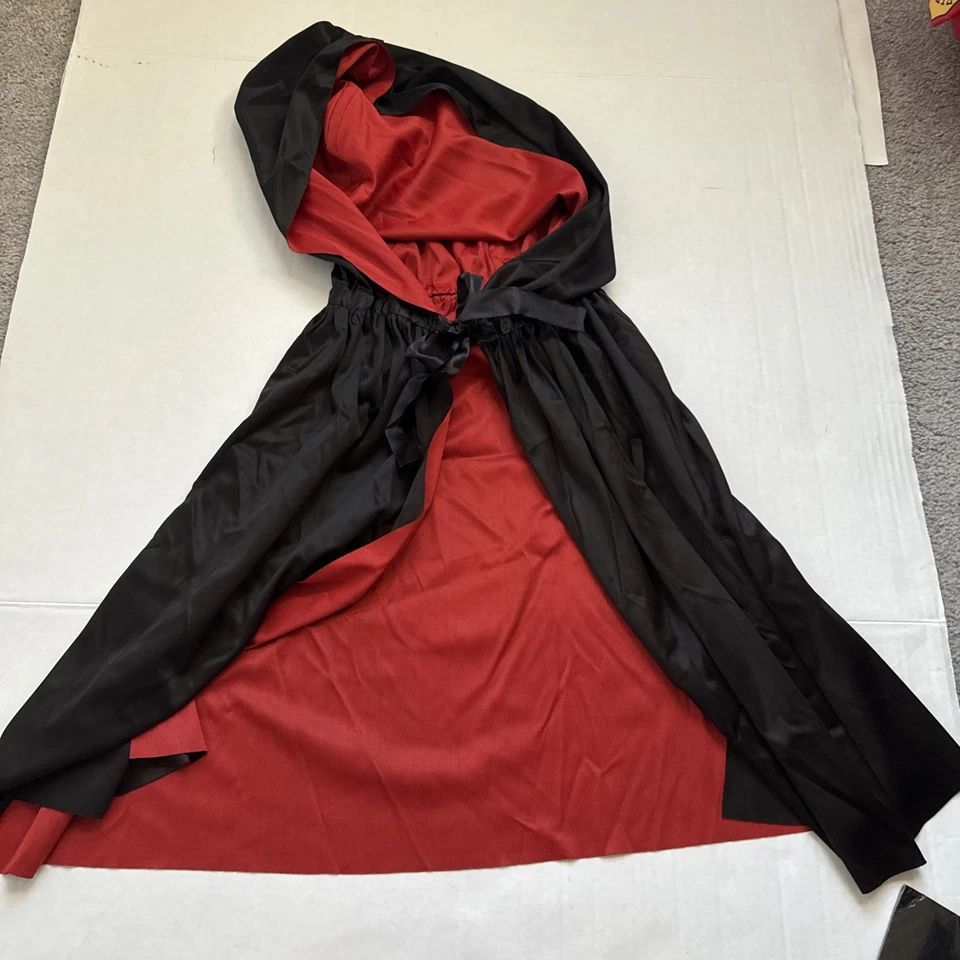 Capa con capucha reversible roja y negra roja OS Foto 3 de 3