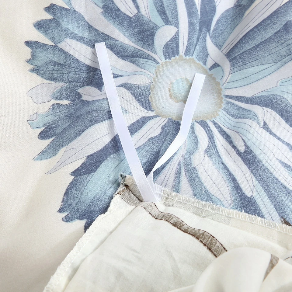 OPEN BOX ITEM: Daisy Silhouette 100% Cotton Bedding Set: 3pc Duvet Cover Set - Image 4 of 4