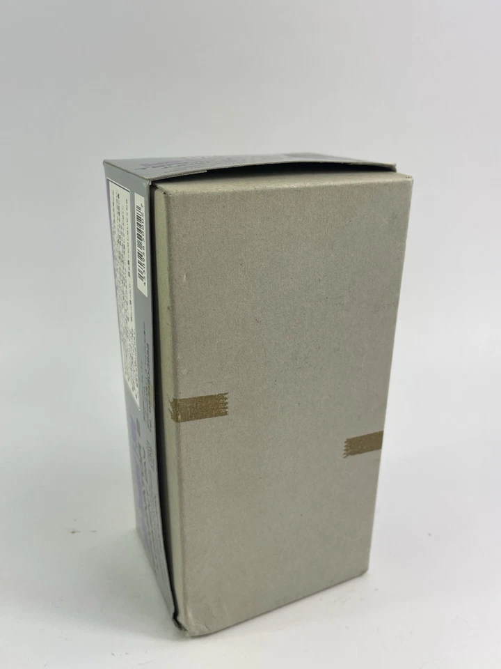 Terminator 2  Battle Damaged T-800 Medicom Nostalgic Future MIB - Image 3 of 4