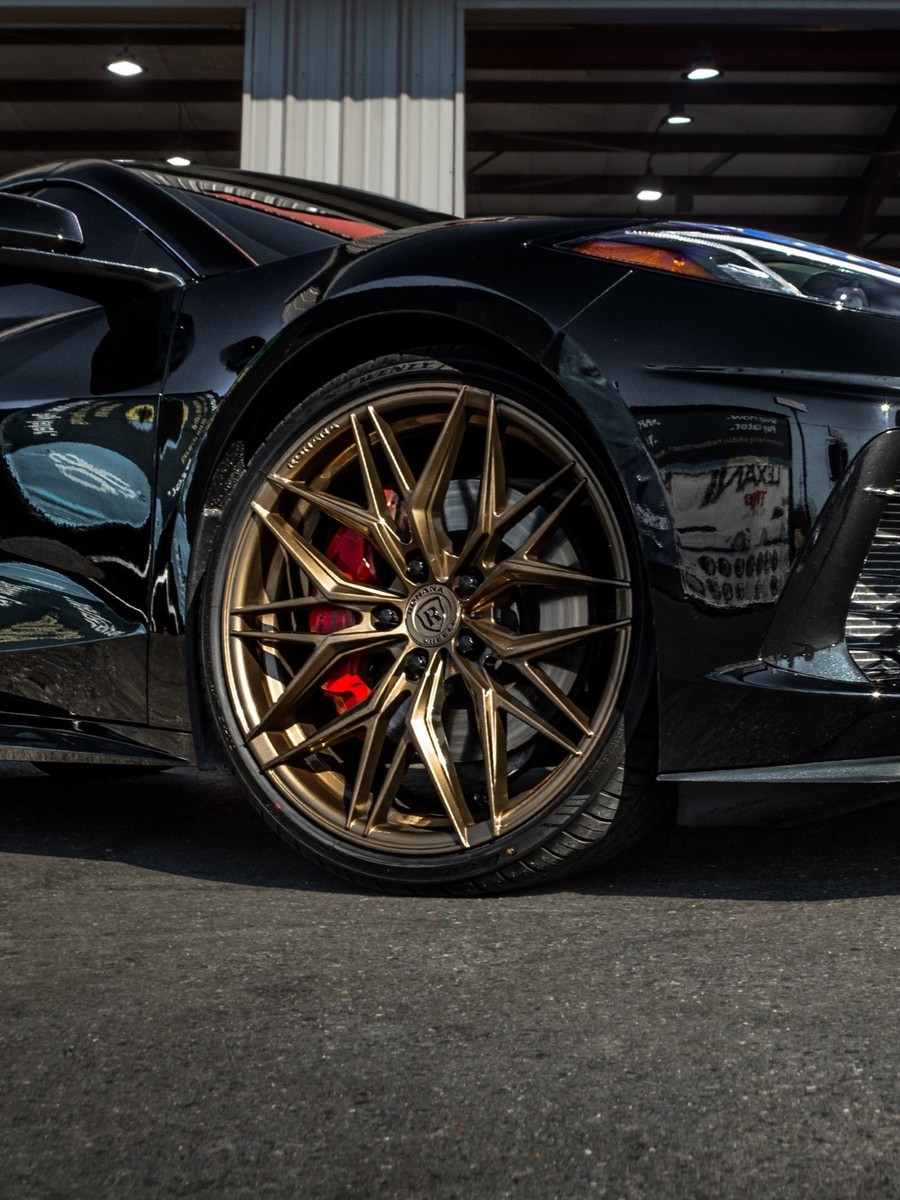 ボナ Rohana RFX17 C8 Corvette 19x9.5