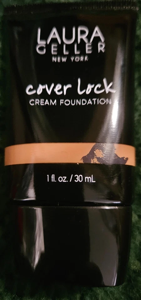 Base tintada Laura Geller Foto 2 de 4