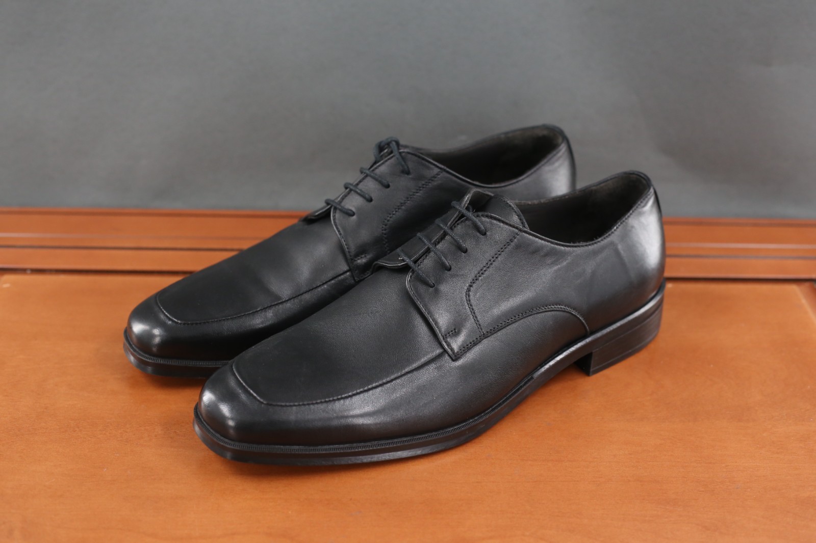 SAOLA Scarpe Bruno Magli Pio uomo 9 pelle nera stringate grembiule punta derby abito formale