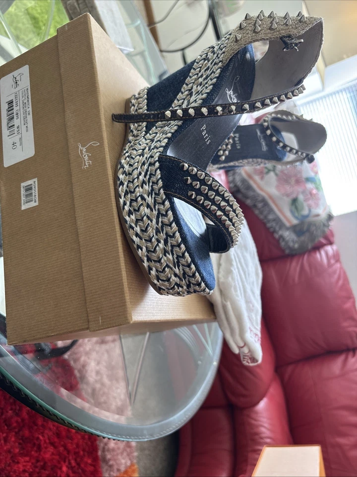 Christian Louboutin Pyraclou Denim Alpargata Cuña Sandalias 40 Tachonadas Foto 3 de 4