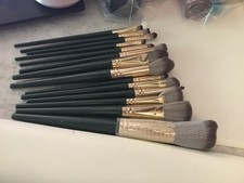 NEW Sealed 14 Piece Makeup Brush Set All Skin Types