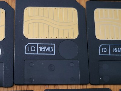SMARTMEDIA SMART MEDIA SM MEMORY CARD 128MB 64MB 32MB 16MB SMARTMEDIA SMART MEDIA SM MEMORY CARD 128MB 64MB 32MB 16MB
