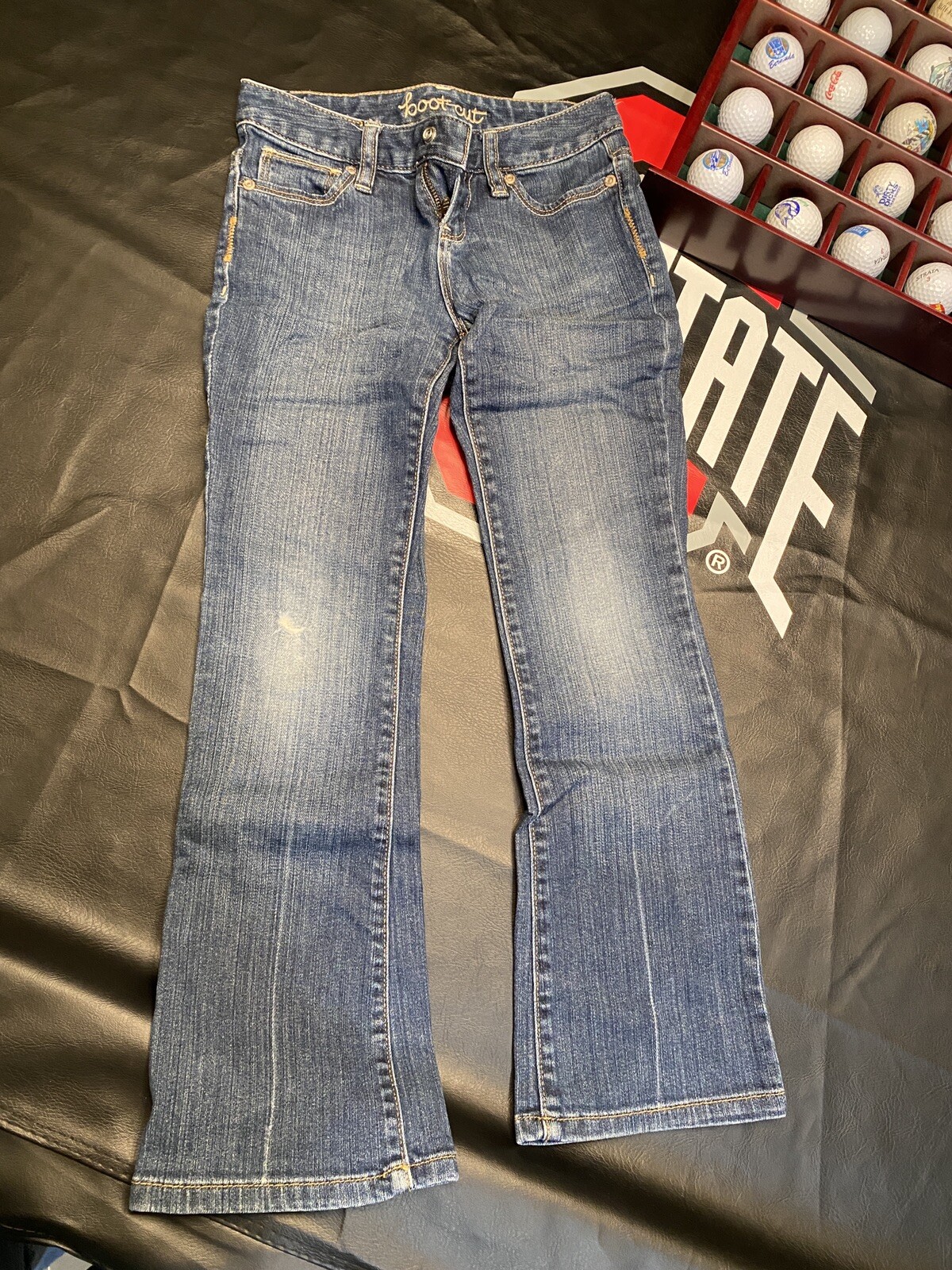 Picture 1 of 4