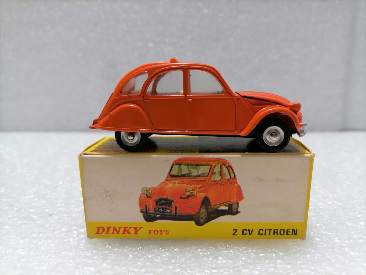 Dinky Toys citroen 2 cv アンティーク　ミニカー DINKY TOYS 1/43 ディンキー シトロエン 2CV ベージュ Citroen